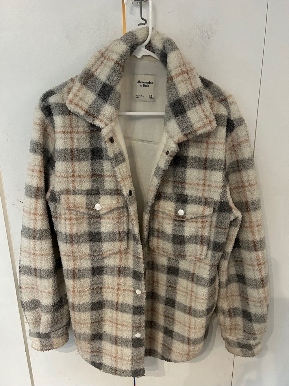 Abercrombie & Fitch Cream and Gray Plaid Sherpa Jacket